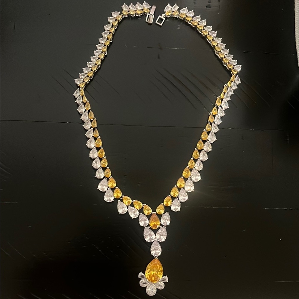 Yellow diamond fashion jewelry